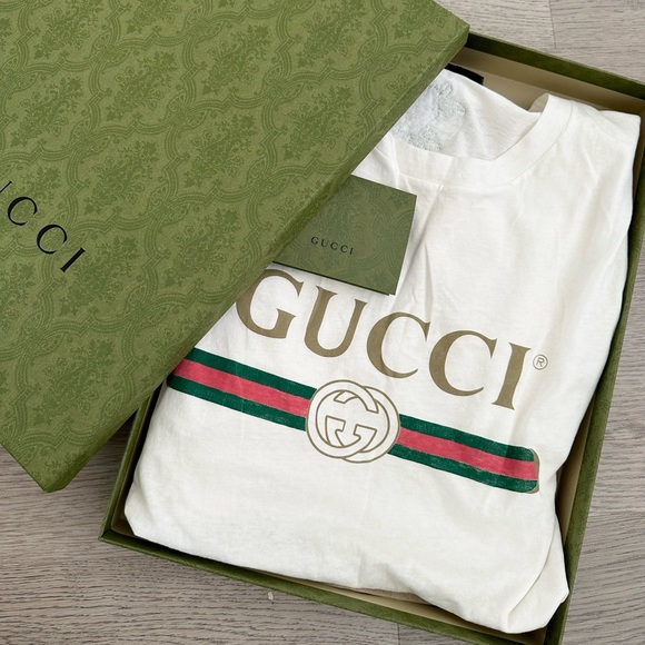 Authentic Gucci oversized tshirt (xs) - Picture 1 of 4